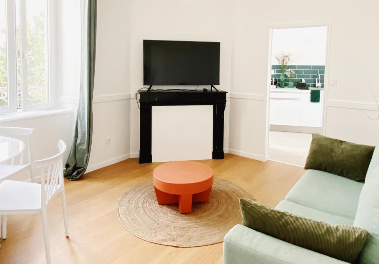 Le Terracotta ⸱ Stationnement Gratuit ⸱ Fibre Apartamento Deols Exterior foto